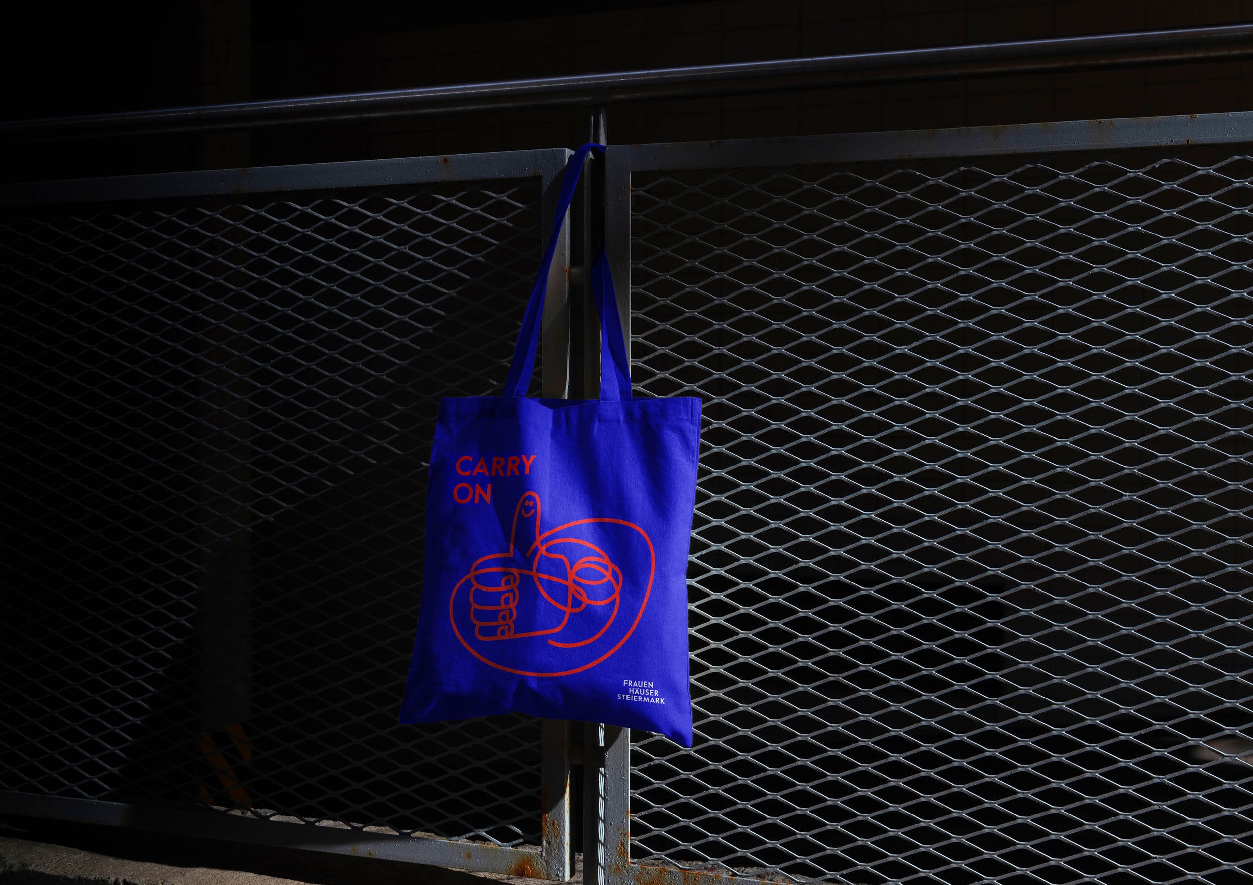 Frauenhäuser Tote Bag Illustration